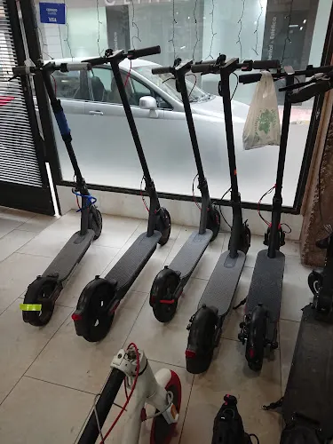 Taller de patinetes eléctricos “Mi Patín” - Torrevieja