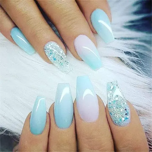 Nails& Beauty Square Peluqeria Espejo - Benidorm