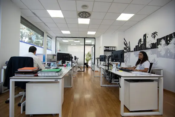 5.0 Consultores Estratégicos - Elche
