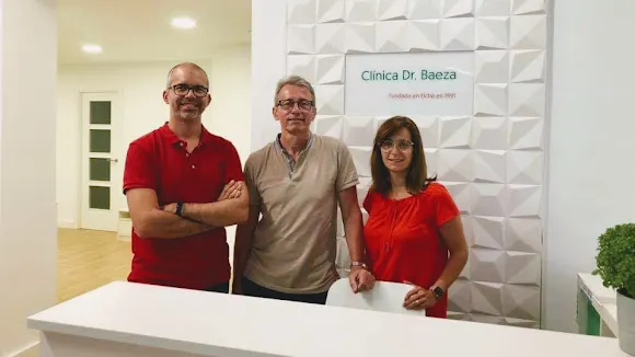 Clínica Dr. Baeza - Elche