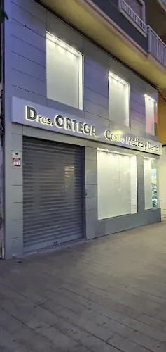 Dres ORTEGA - Centro Médico y Dental
