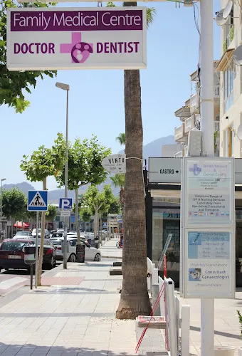 Family Medical Centre - l'Alfas del Pi