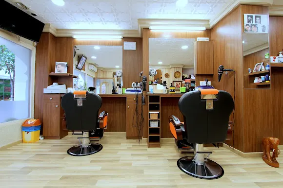 Peluquería Sousi Barbería - Calpe