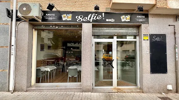 Selfie by Ito