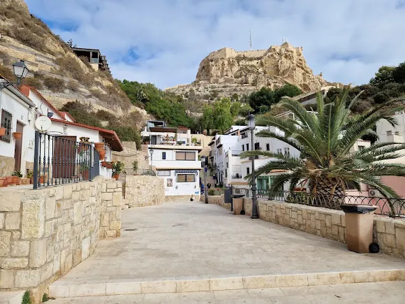 El Barrio de Santa Cruz - Alicante