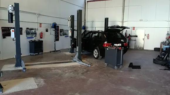 Taller mecánico Autograph BVS Автосервис СТО в Бенидорм