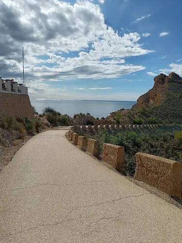 Ventana del faro - Mirador en Alfas del Pi (l)