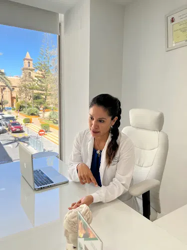 Novarices- Clínica de varices en Elche - Dra. Magaly Anaya- CIRUJANA VASCULAR - Elche