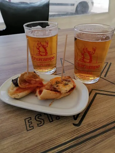 Cervecería Tapería El Barrio