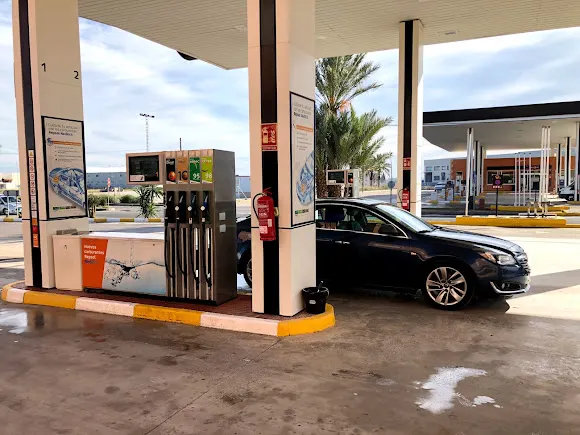 Estación De Servicio Los Martínez S L - Albatera