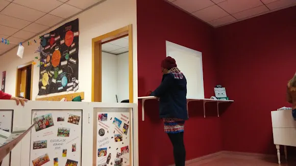 Laugh and Learn English Club - Alicante