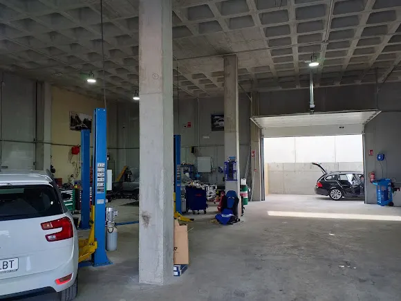 Elite Garage