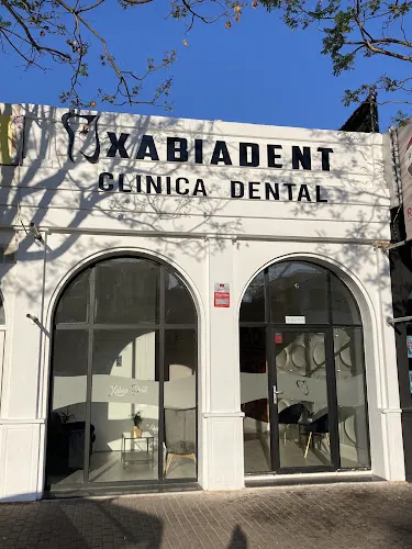 Clinica Dental XabiaDent