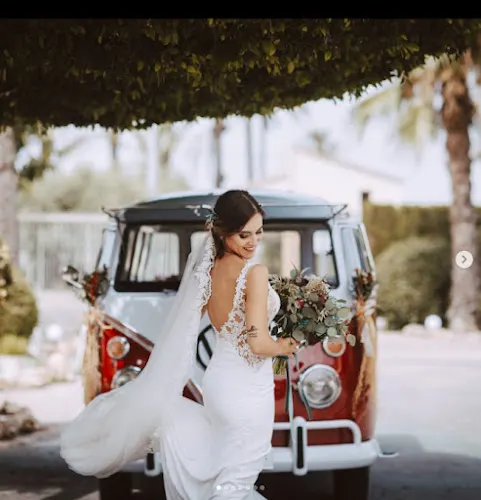 Kombis Pasión - Alquiler de coches para bodas y despedidas - Alicante
