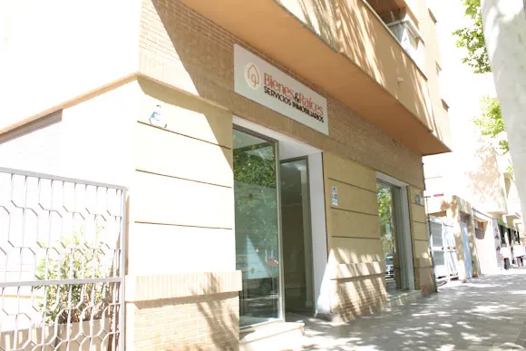 Bienes & Raices - Servicios Inmobiliarios - Elda