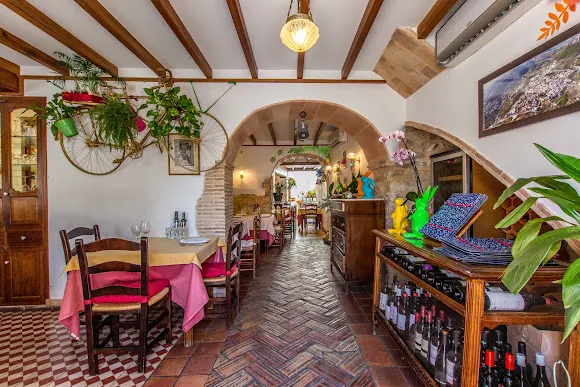 Restaurant · CAL MORELL · Cuina i Tradició - Orba