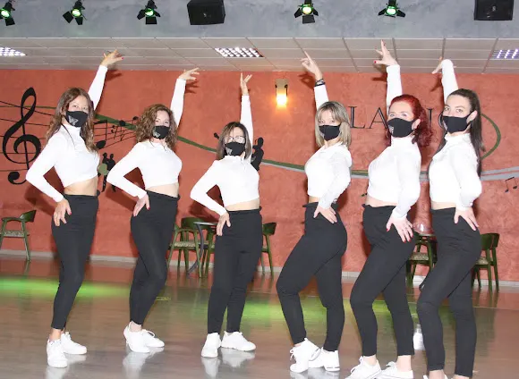 CENTRO INTEGRAL DE BAILE SALA CLASSIC