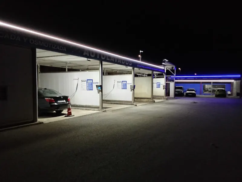Lavadero zone lujo cars