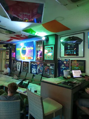 Greeny’s sports and karaoke bar
