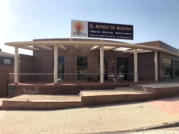 EL MUNDO DE MUNANA - Alicante
