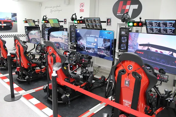 HITEC SIMULATORS PARK - Alicante