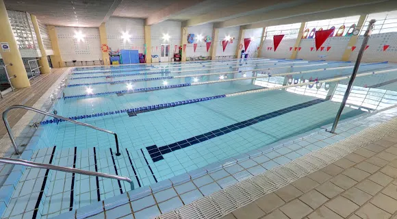 Escuela de Natacion Maristas - Alicante