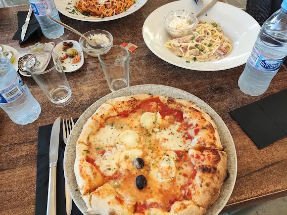 Gusta Pizza