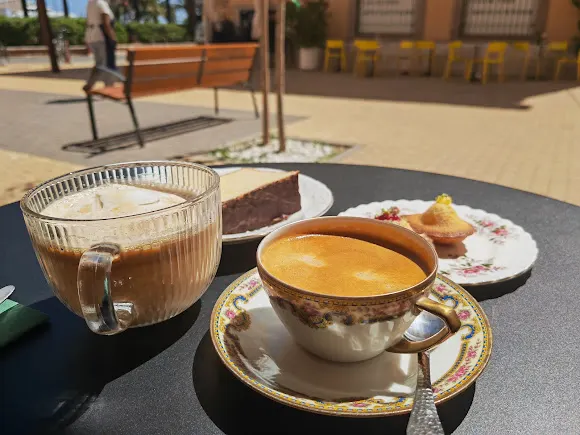 Cafetería Niki & Niki - Denia