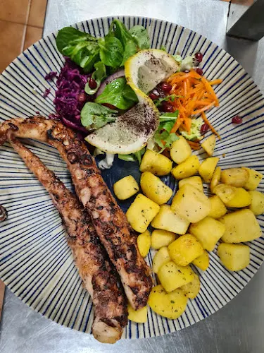 LA FAMILIA TURKISH BBQ COCTAILBAR