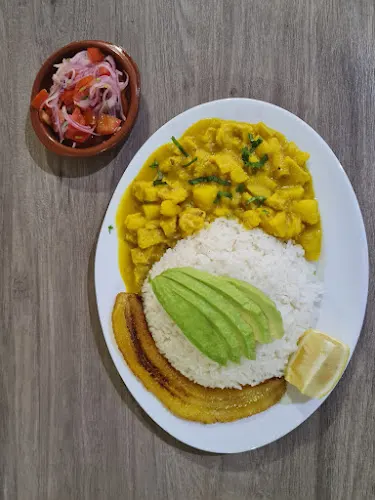 Restaurante ecuatoriano Oriente MJ'S - Elche