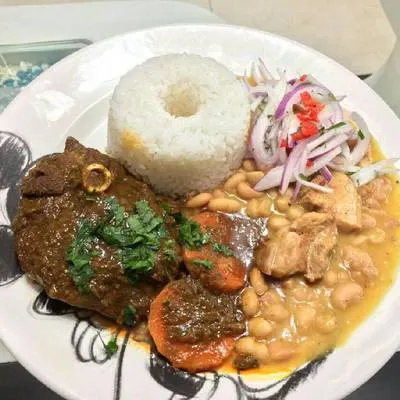 Restaurante latino Delicias de luz - Orihuela