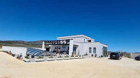 Villa de la cruz - Pinos (el)/Pinoso