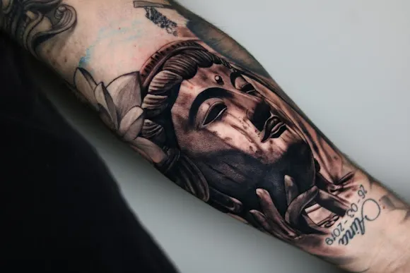 Piso 13 Tattoo, Piercing and Esthetic
