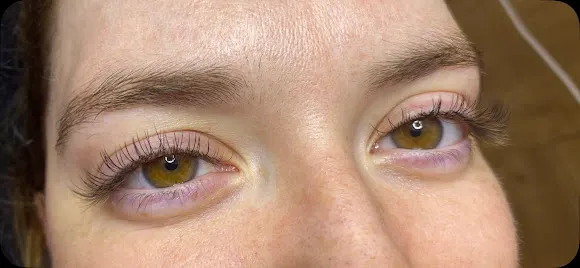 Extensiones de pestaña: Carol Eyelashes Extensions - Saló especialitzat en pestanyes en Jávea