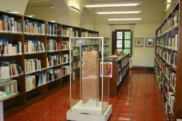 Biblioteca Pública Municipal/Casa de Cultura Altea - Altea