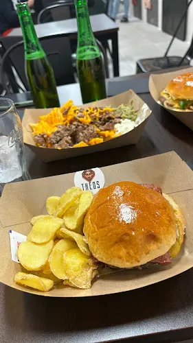 Theos Burger - San Vicente del Raspeig
