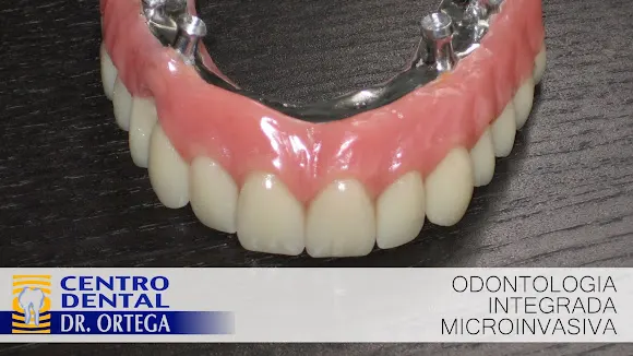 CENTRO DENTAL DR ORTEGA - CLINICA DENTAL