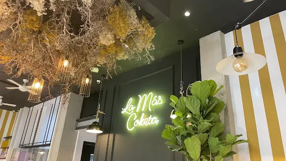 La Más Coketa