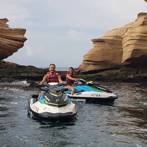 MOTOS DE AGUA JETSKI VILLAJOYOSA - TODAJET