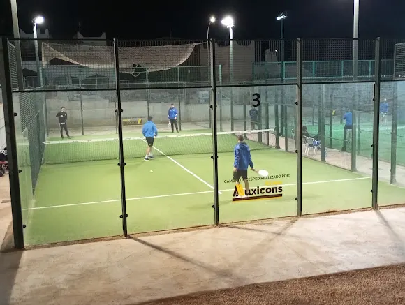 Pistas de padel y tenis "Los Chanes" - San Miguel de Salinas
