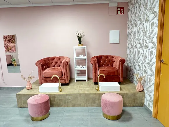 MJ Nails Studio Benidorm