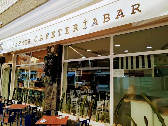 Cafetería Bar La Hora - Campello