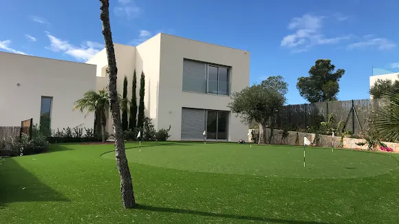 Césped Artificial en Alicante - Evolution Grass - Crevillent