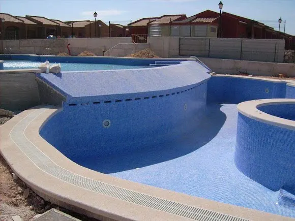 Piscinas La Verana