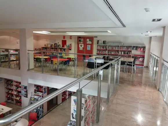Biblioteca Municipal Francisco Salinas