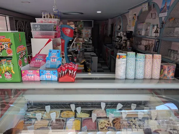 Heladería Pastelería Dama Blanca - Santa Pola