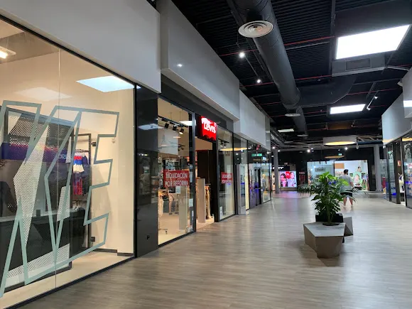 Levi's® Factory Outlet Alicante CC. San Vicente Raspeig - Alicante