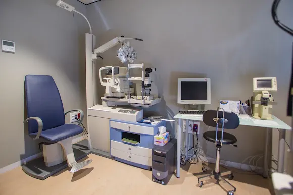 Innova Ocular Clínica Dr. Soler - Elche