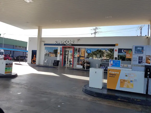 Estación de Servicio Repsol