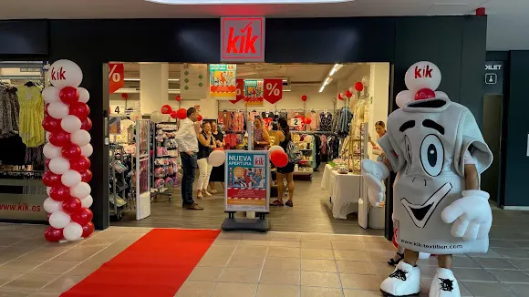 KiK - Plaza Central Calpe, Valencia - Calpe